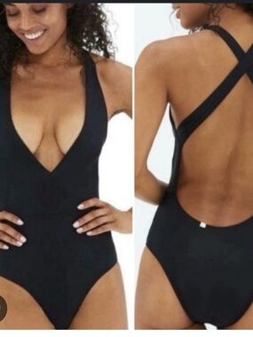 Summersalt Deep Dive One-Piece Swimsuit Women’s Size 8 Black Criss Cross Back